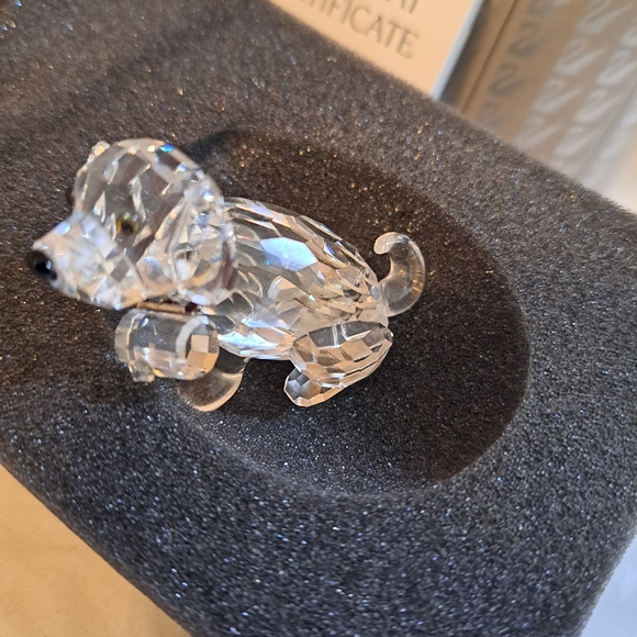 Swarovski St Bernard puppy with  barrel in original box and COA excellent - Picture 3 of 6